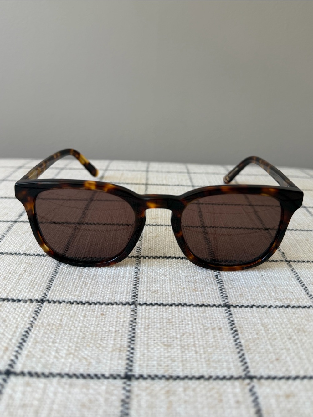 Madewell Ashcroft Sunglasses in Whiskey Tort - Picture 5 of 12